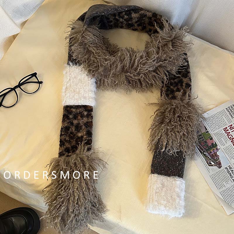 Y2K Leopard Print Plush Knitted Scarf