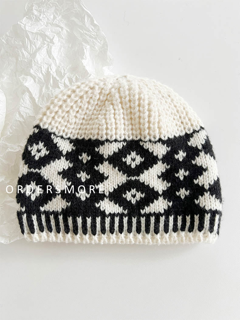 INS Jacquard Knitted Scarf & Hat