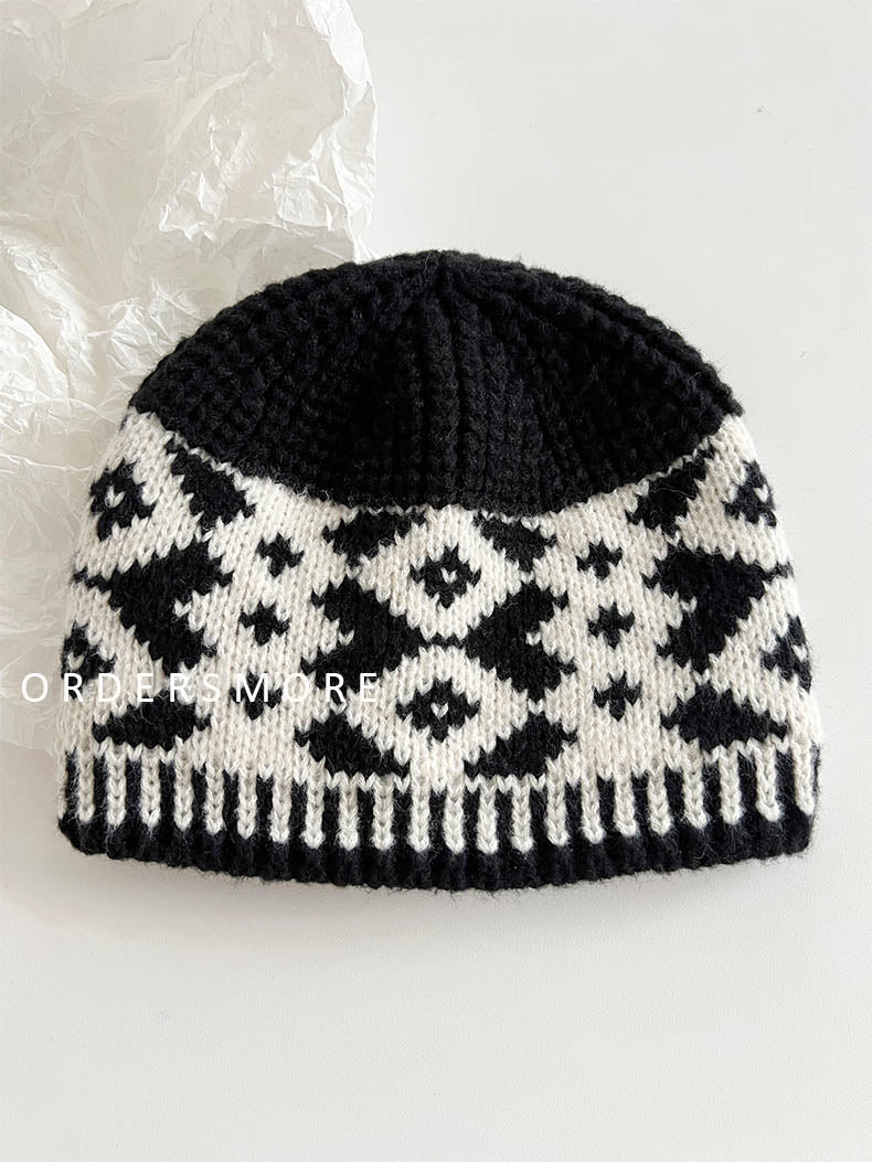 INS Jacquard Knitted Scarf & Hat