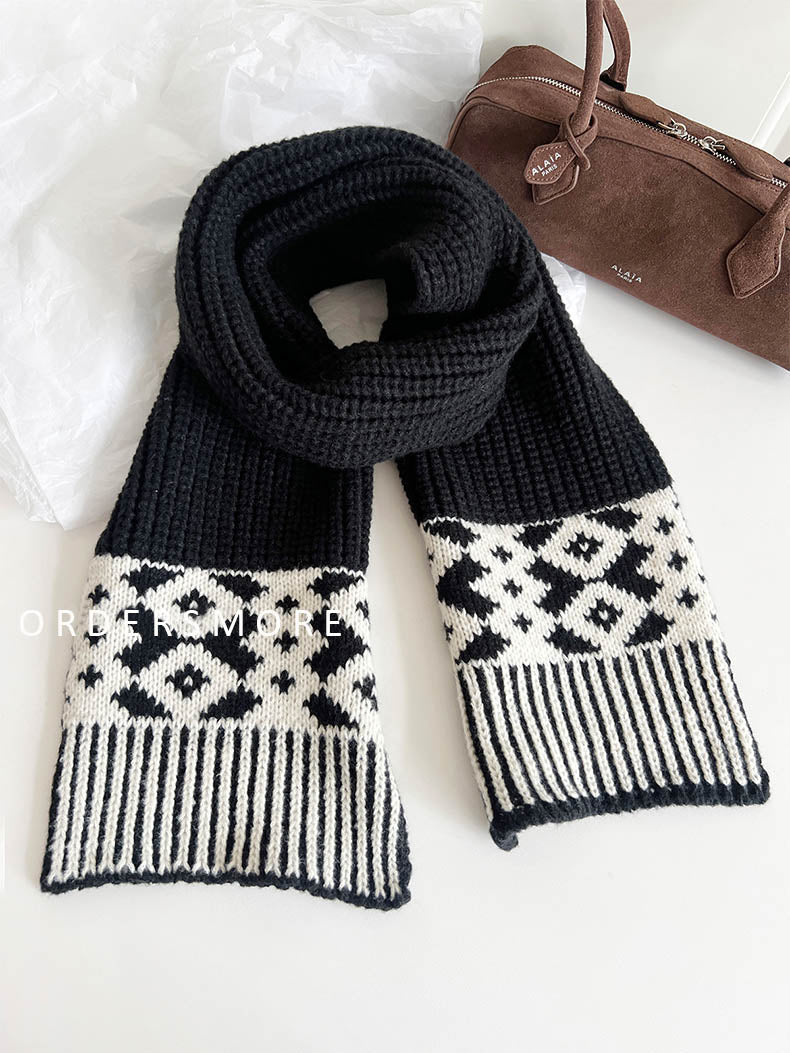 INS Jacquard Knitted Scarf & Hat